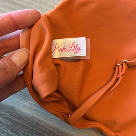 Pink lily bathing suit - Picture 5 of 10